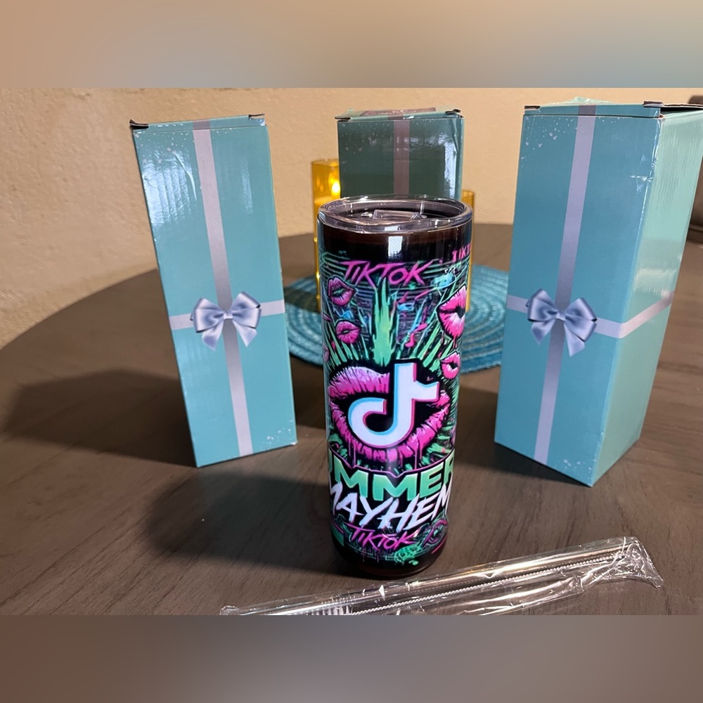 💥 Summer’s Mayhem Creator Bundle | TikTok Merch | NWT